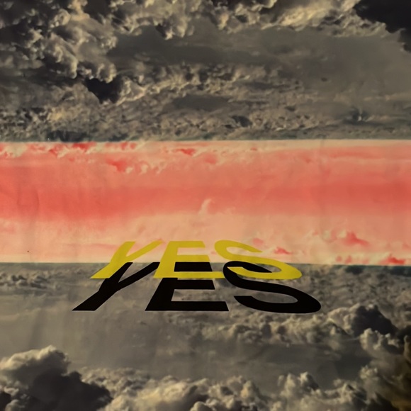 YES tshirt from Japan - Picture 2 of 4